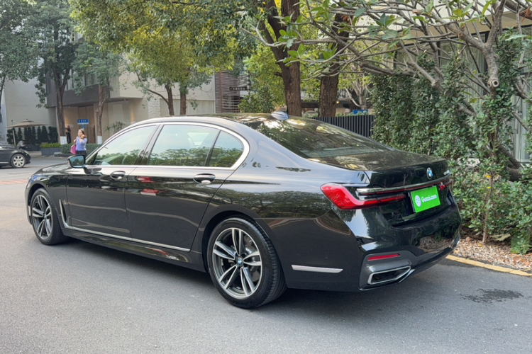 宝马7系 2019款 730Li M运动套装车身外观6004