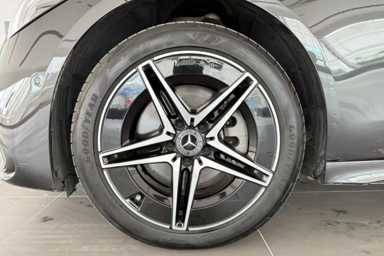 奔驰C级 2025款 C 260 L 皓夜运动版车身外观6007