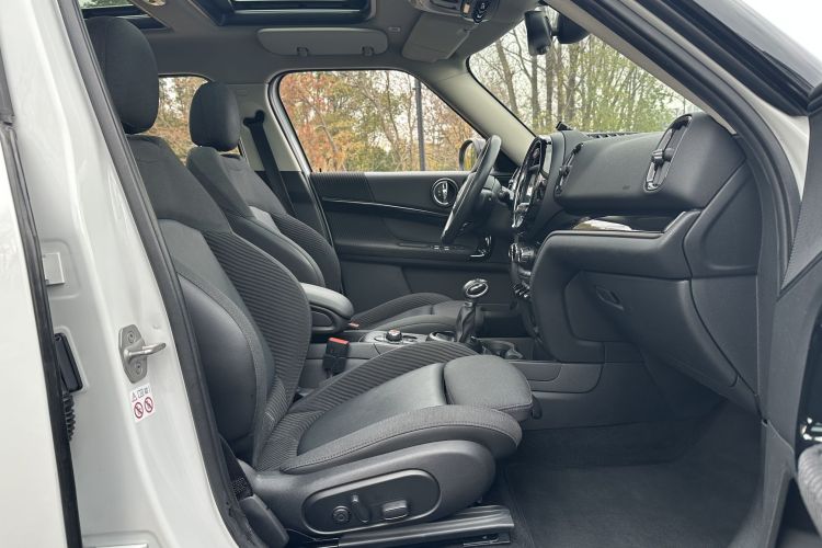 MINI Countryman 2018款 2.0T COOPER S ALL4 经典派中控内饰7005