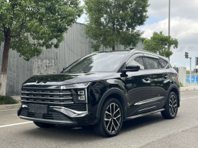 思皓X8 PLUS 2023款 1.5TGDI DCT智享版 7座