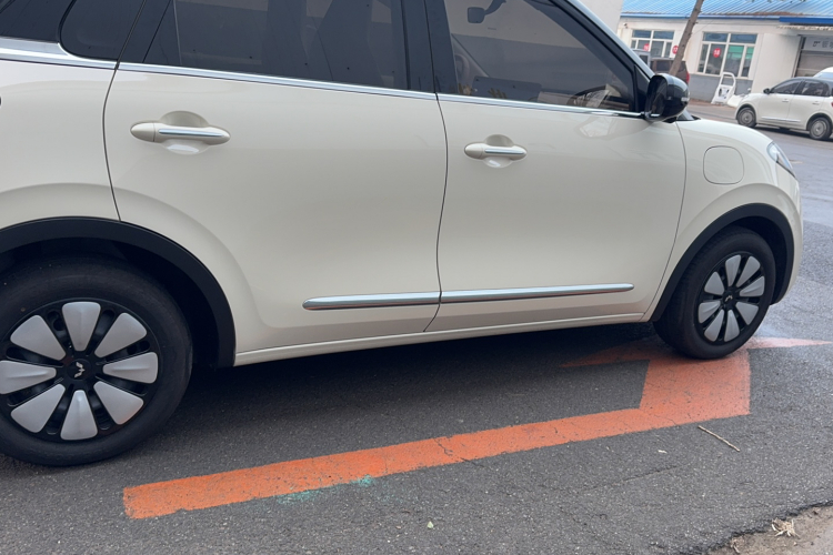 五菱汽车 五菱缤果 2025款 333km 灵犀尊享款车身外观6007