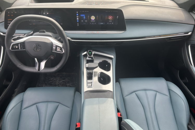 名爵 MG7 2023款 2.0T 自动Trophy+激擎耀世版中控内饰7006
