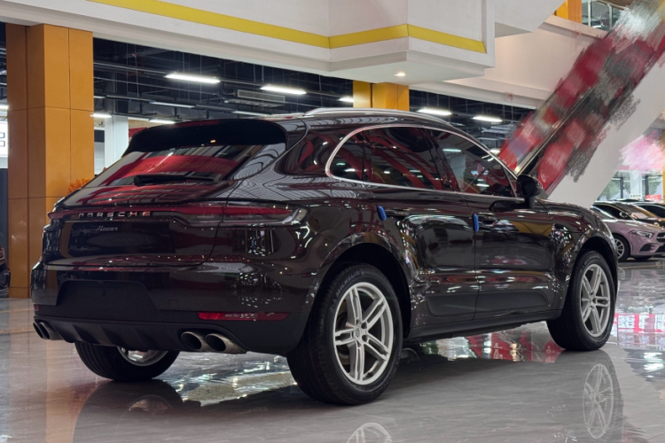 保时捷 2020款 Macan 2.0T车身外观6005