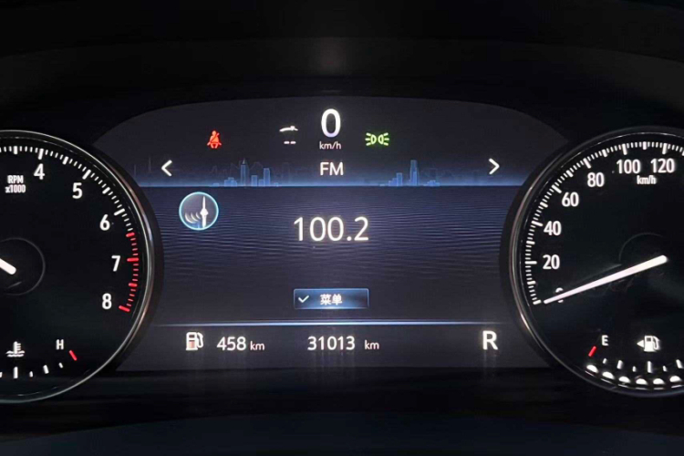 别克GL8 2023款 陆上公务舱 智慧尊贵型中控内饰15