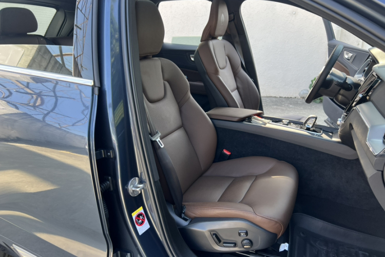 沃尔沃XC60 2023款 B5 四驱智逸豪华版局部细节41