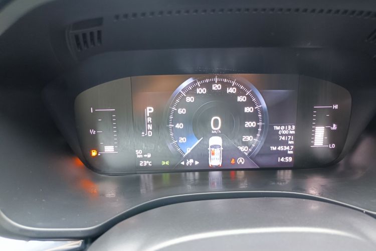 沃尔沃XC60 2019款 T5 四驱智逸版 国VI中控内饰15