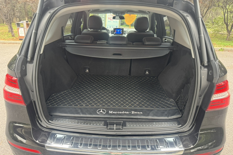 奔驰M级 2014款 ML 320 4MATIC中控内饰7006