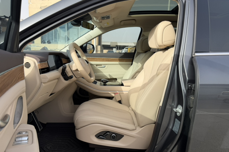 鸿蒙智行 问界M7 2024款 1.5T 后驱Plus版 5座中控内饰7006