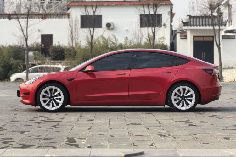 特斯拉 Model 3 2021款 标准续航后驱升级版车身外观6001