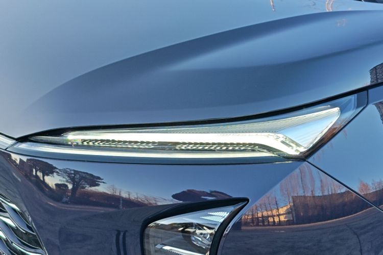 别克GL8新能源 2026款 陆尊 奢享版车身外观6011