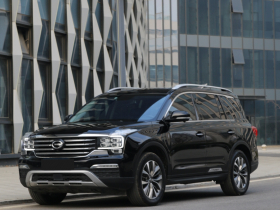 广汽传祺 传祺GS8 2017款 320T 四驱豪华智联版（七座）