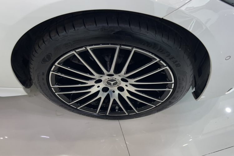 奔驰C级 2024款 C 260 L 运动版车身外观6003