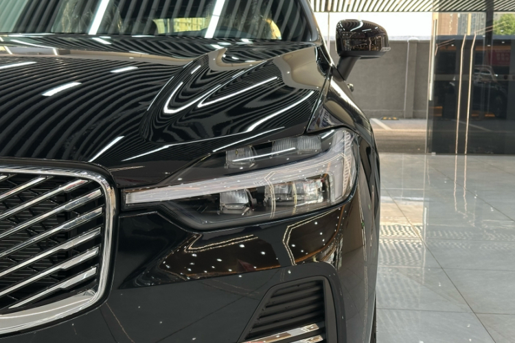 沃尔沃XC60 2026款 B5 四驱智逸豪华版车身外观6004