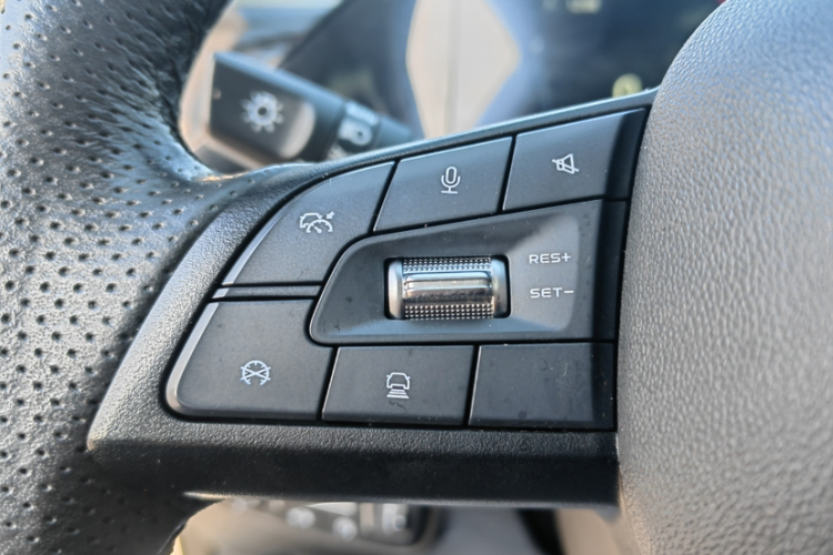 长安 逸动 2021款 PLUS 蓝鲸NE 1.4T GDI DCT旗舰型中控内饰7008