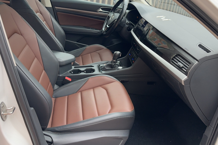 大众 朗逸 2021款 280TSI DSG豪华版中控内饰7004