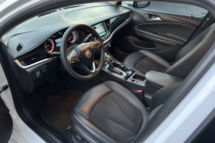 别克 威朗 2019款 三厢 20T 双离合豪华型车身外观6005