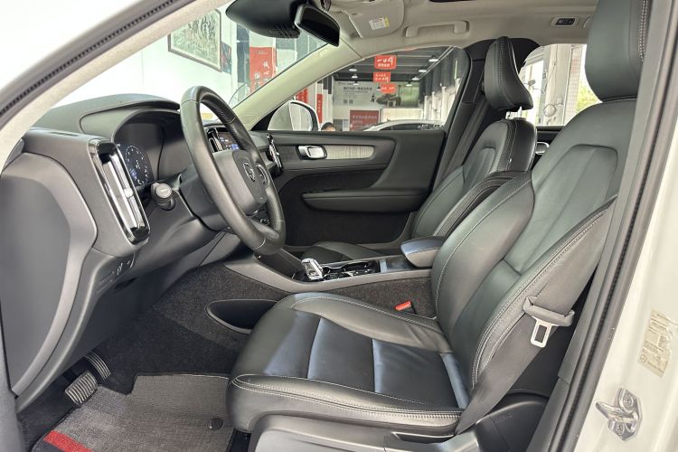 沃尔沃XC40 2021款 T4 四驱智远豪华版中控内饰7002
