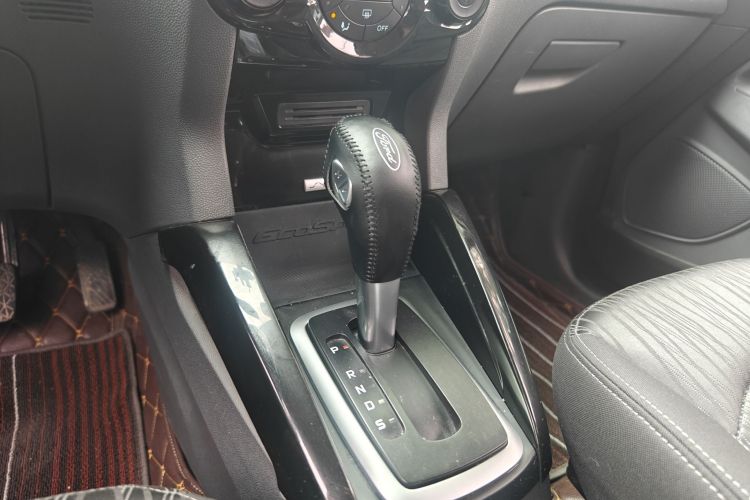 福特 翼搏 2017款 1.5L 自动尊贵型局部细节18