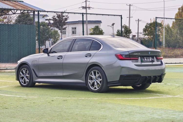宝马i3 2024款 eDrive 35 L车身外观6005