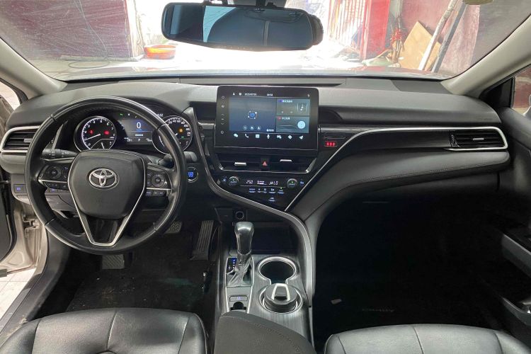 丰田 凯美瑞 2021款 2.0G 豪华版中控内饰7001