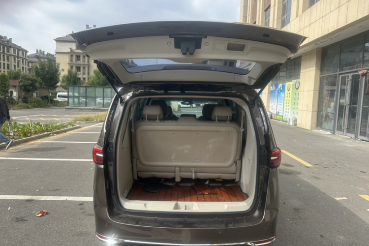 别克GL8 2023款 陆上公务舱 舒适型局部细节23