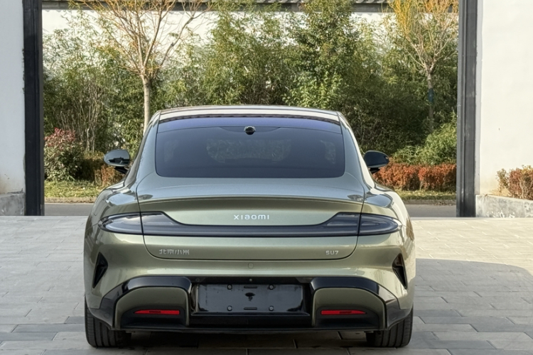 小米汽车 小米SU7 2024款 后驱标准创始版车身外观6001