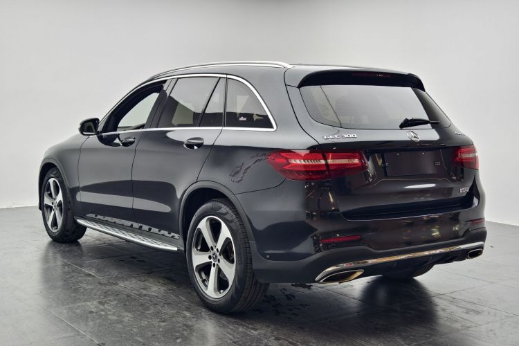 奔驰GLC 2017款 GLC 300 4MATIC 动感型车身外观6004