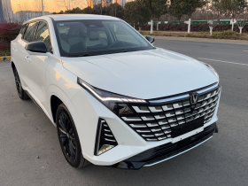 长安UNI-Z新能源 2024款 蓝鲸智电iDD 125km 领先型