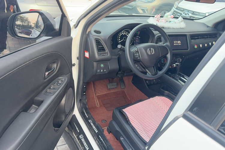 本田 缤智 2020款 1.5L CVT豪华版中控内饰7002