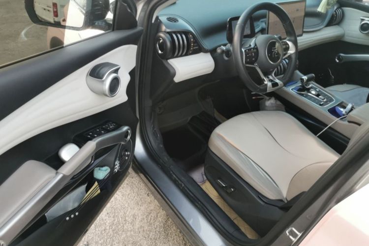 比亚迪 元PLUS 2023款 冠军版 430KM 超越型局部细节19