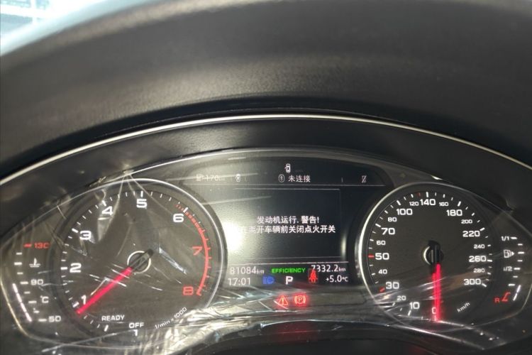 奥迪A4L 2019款 40 TFSI 进取型 国VI中控内饰15