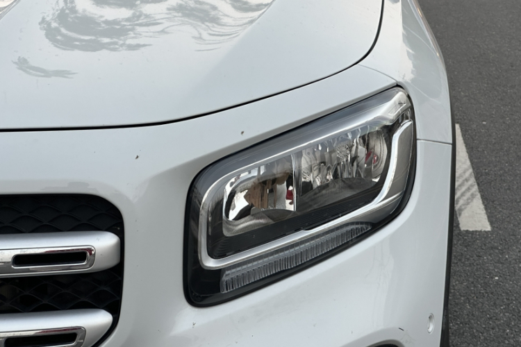 奔驰GLB 2020款 GLB 180 时尚型局部细节36