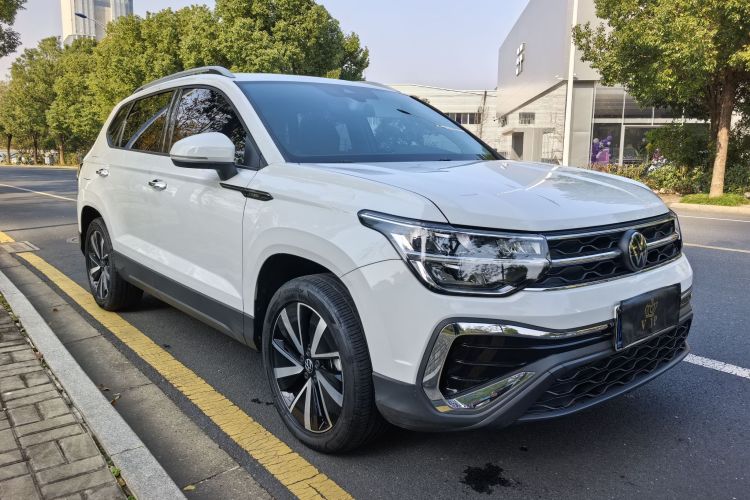 大众 途岳 2023款 300TSI 两驱皎月版车身外观6006