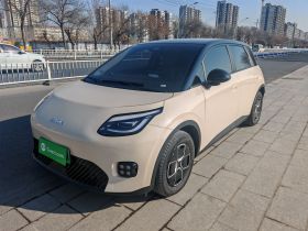 埃安 AION UT 2025款 330星辉版