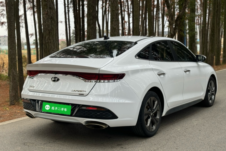 现代 菲斯塔 2019款 280TGDi 运动版 国VI车身外观6002