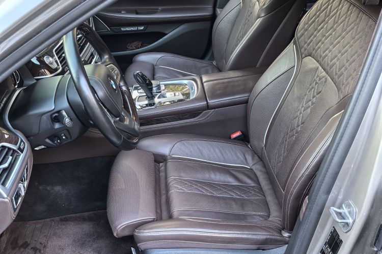 宝马7系 2017款 740Li xDrive 豪华型中控内饰7014