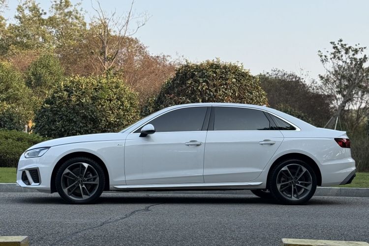 奥迪A4L 2022款 40 TFSI 时尚动感型车身外观6003