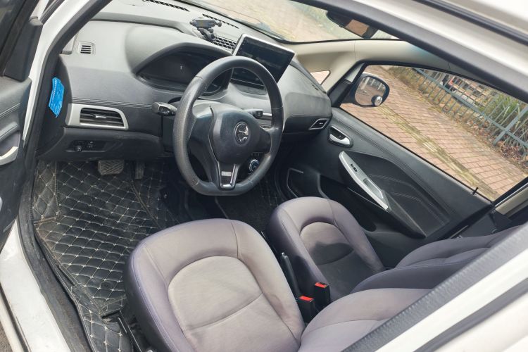 江铃集团新能源 江铃E200N 2018款 E200N 时尚型(250KM)中控内饰7003