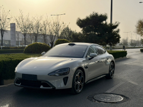 小米汽车 小米SU7 2024款 后驱超长续航高阶智驾Pro版