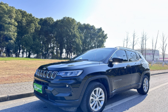 Jeep 指南者 2021款 220T 自动精英版