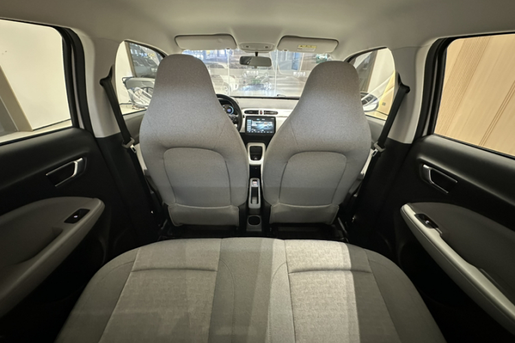 零跑汽车 零跑T03 2022款 炫晶版中控内饰7006