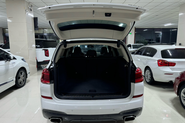 宝马X3 2018款 xDrive25i M运动套装 国V中控内饰7009