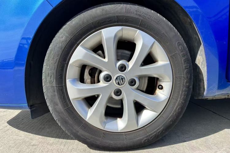 名爵3 2017款 1.5L 自动智联精英版车身外观6004