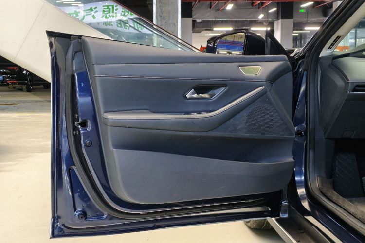 深蓝汽车 深蓝SL03 2022款 515纯电版中控内饰7002