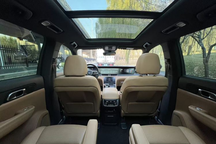 理想汽车 理想ONE 2021款 增程6座版中控内饰7008