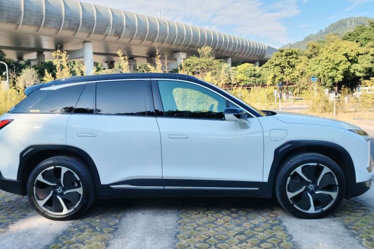 蔚来ES6 2020款 610KM 签名版车身外观6008