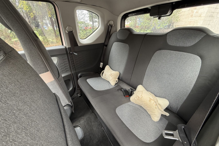 五菱汽车 宏光MINIEV 2021款 马卡龙臻享款 磷酸铁锂中控内饰7003