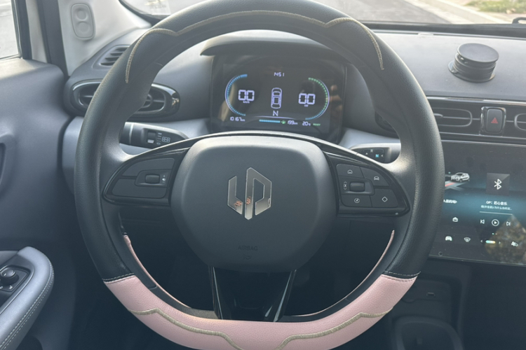 零跑汽车 零跑T03 2024款 200轻享版局部细节13