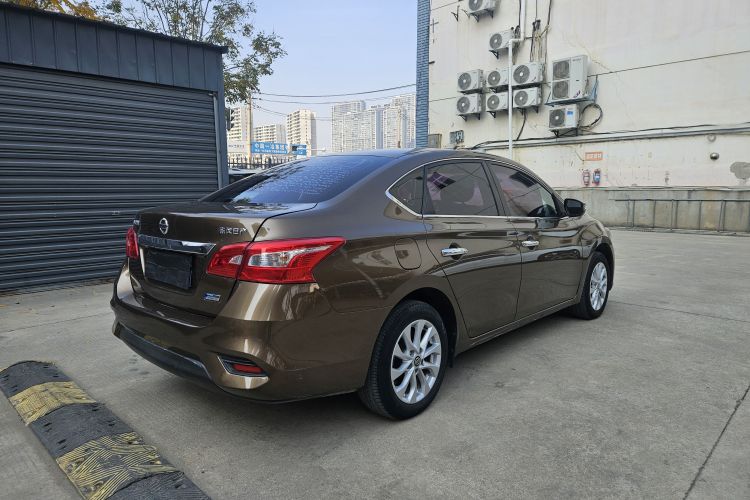 日产 轩逸 2018款 1.6XV CVT尊享版车身外观6012