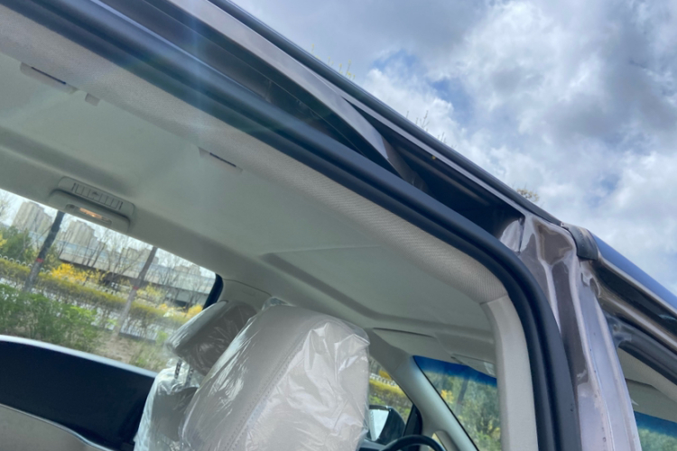 别克GL8 2023款 陆上公务舱 舒适型中控内饰7007